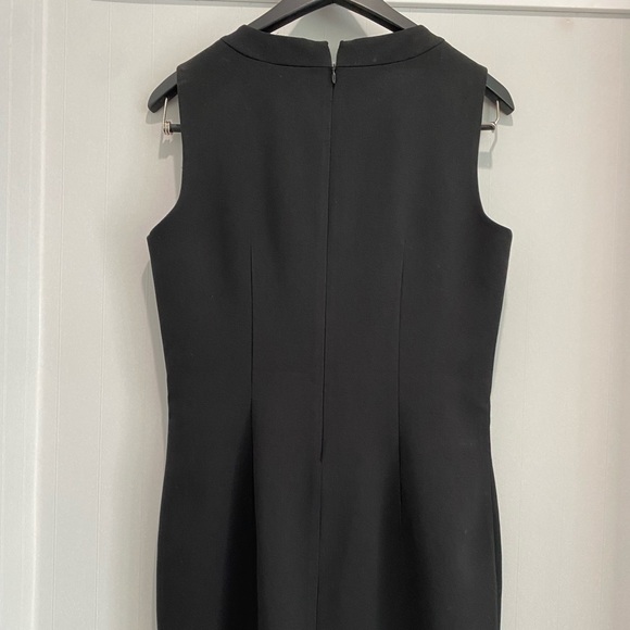 TAHARI Petite size:- 6 - Picture 3 of 8